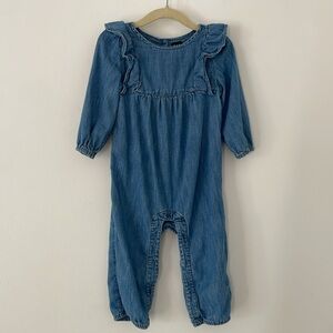 Gap baby denim romper shoulder frills snap diaper access size 12-18 months